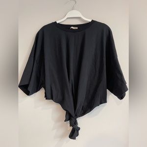NWOT Zara Black knot top in excellent condition